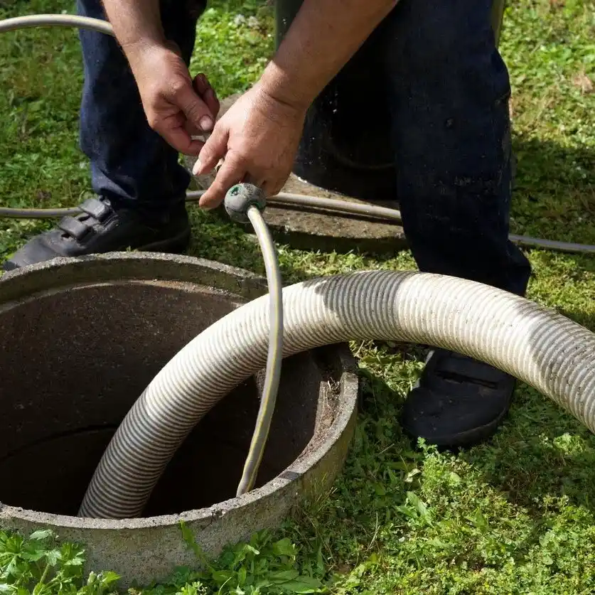 septic tank services Saucier